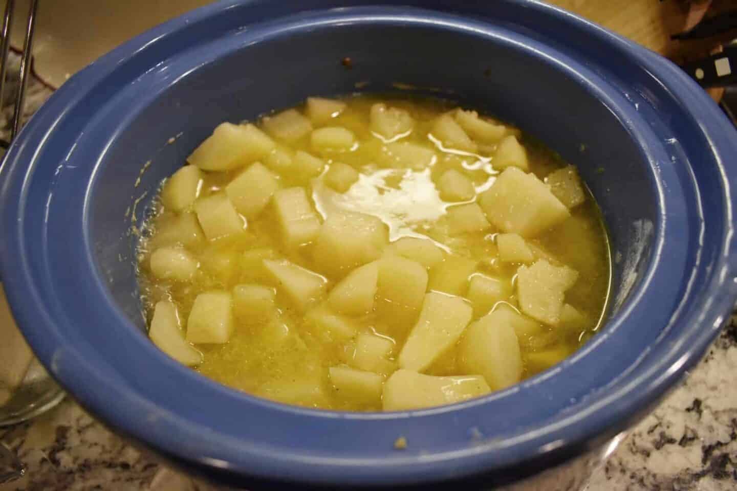 slow cooker loaded baked potato soup