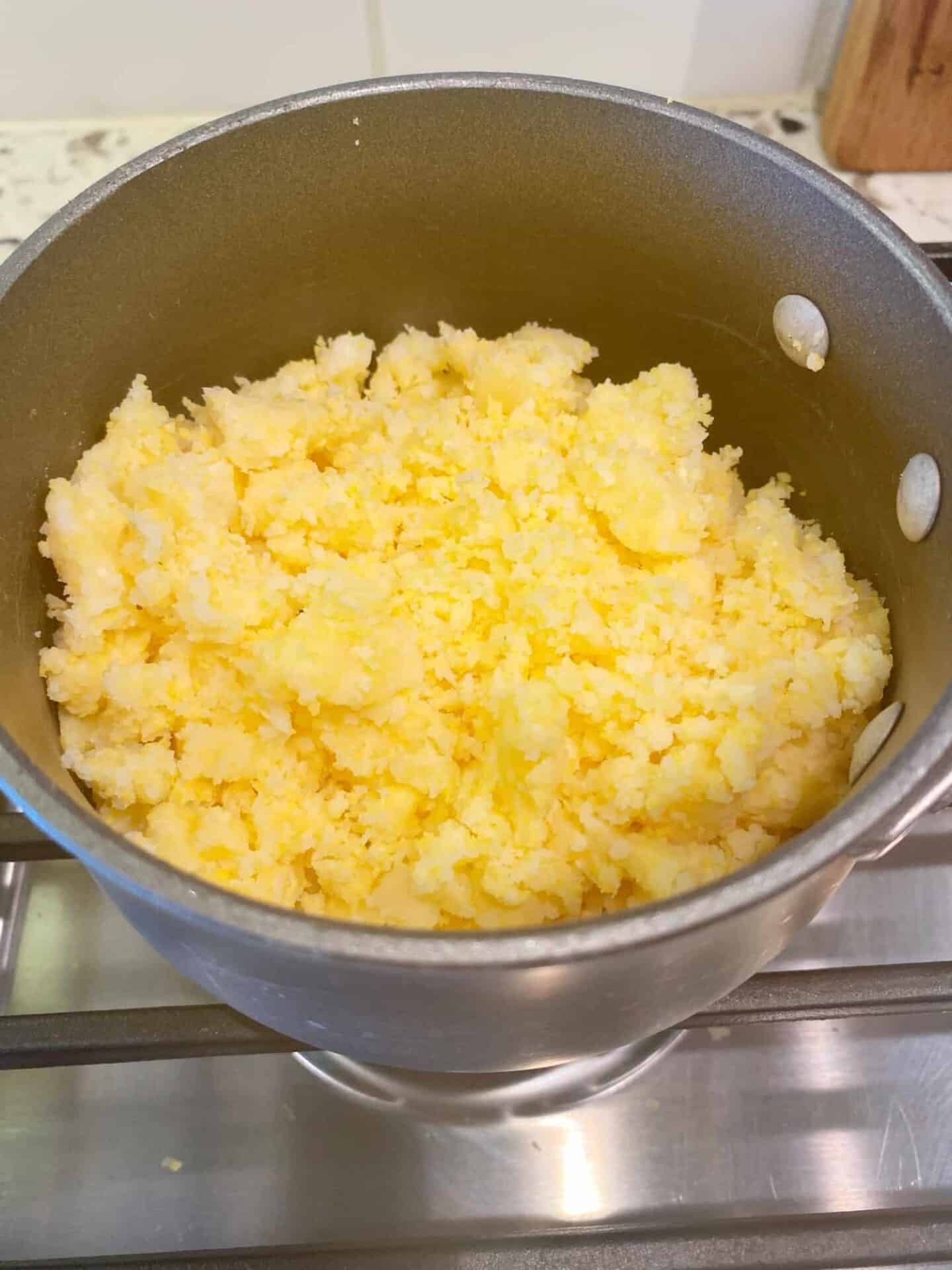 Cheesy-Polenta-cooking