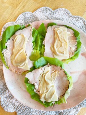 Easy-Healthy-Lunch-Turkey-Lettuce-Wraps-flatlay