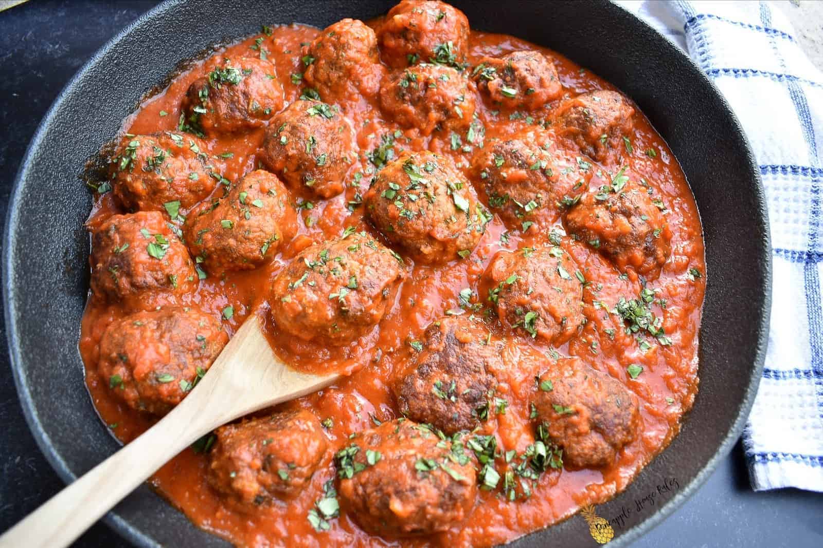 Italian-Meatballs-with-Sauce
