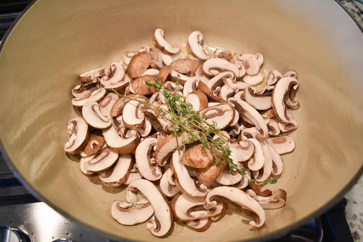 saute-mushrooms-and-thyme
