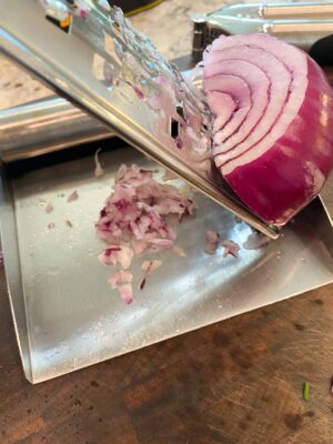 shred-red-onion