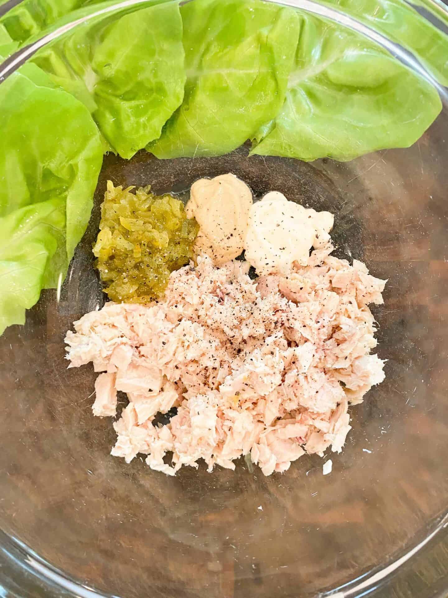 tuna-salad-lettuce-wraps